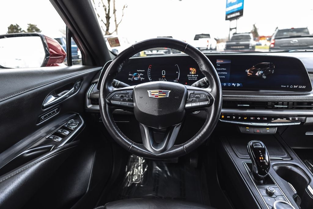 2024 Cadillac XT4 Premium Luxury