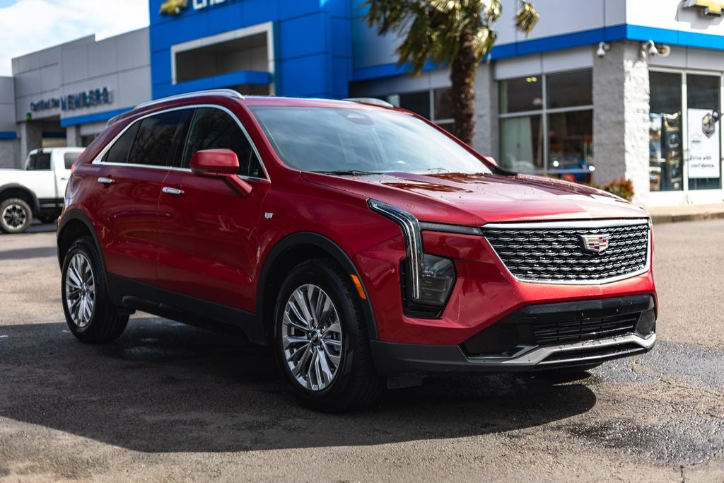 2024 Cadillac XT4 Premium Luxury