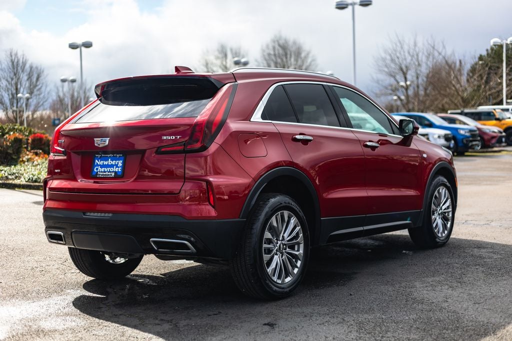 2024 Cadillac XT4 Premium Luxury