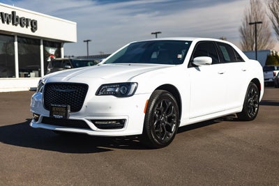 2023 Chrysler 300 Touring