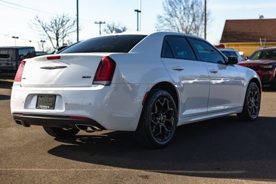 2023 Chrysler 300 Touring