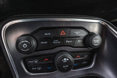 2018 Dodge Challenger 392 Hemi Scat Pack Shaker