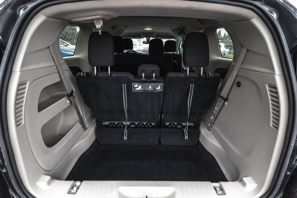 2020 Chrysler Voyager L