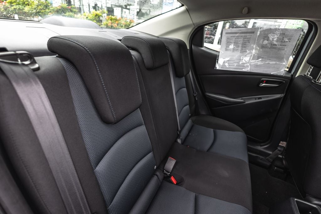 2019 Toyota Yaris L
