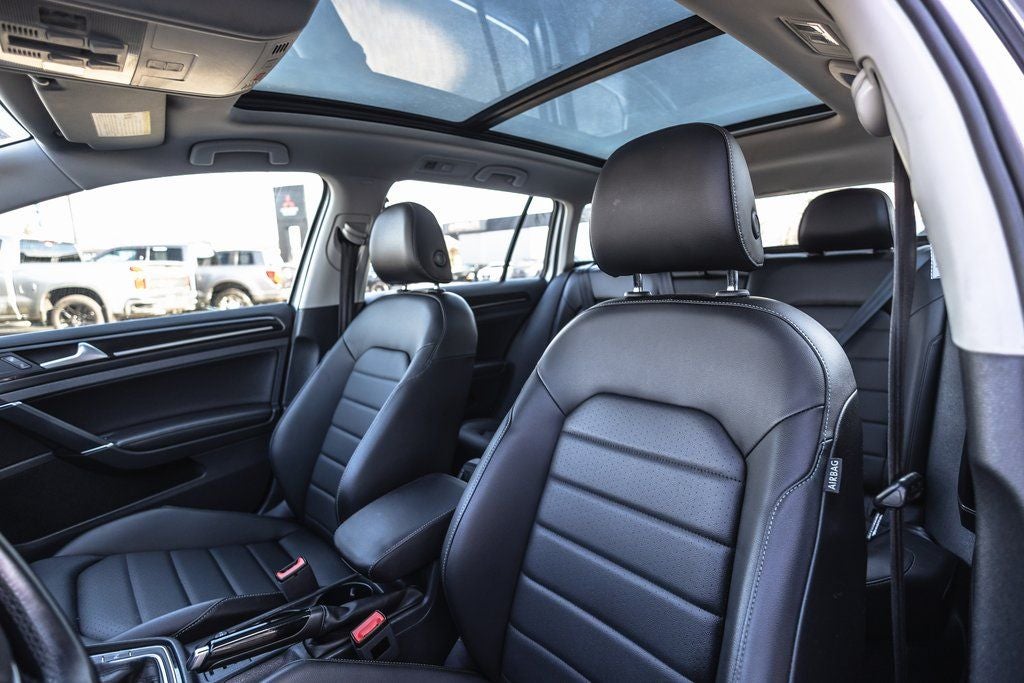 2017 Volkswagen Golf SportWagen SEL