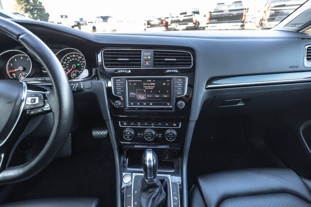 2017 Volkswagen Golf SportWagen SEL