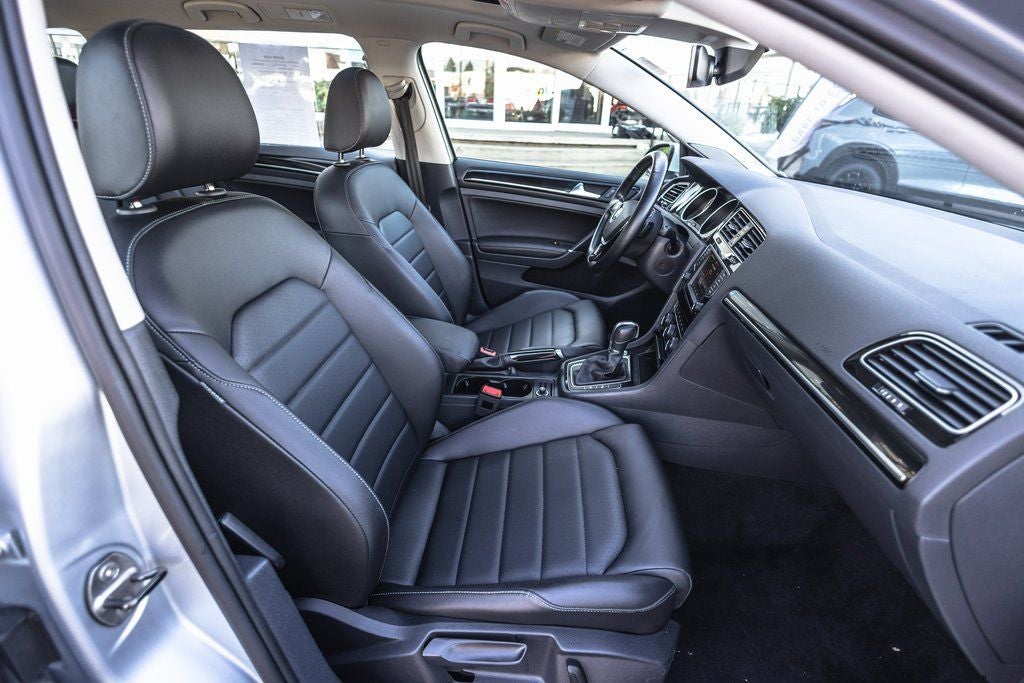 2017 Volkswagen Golf SportWagen SEL