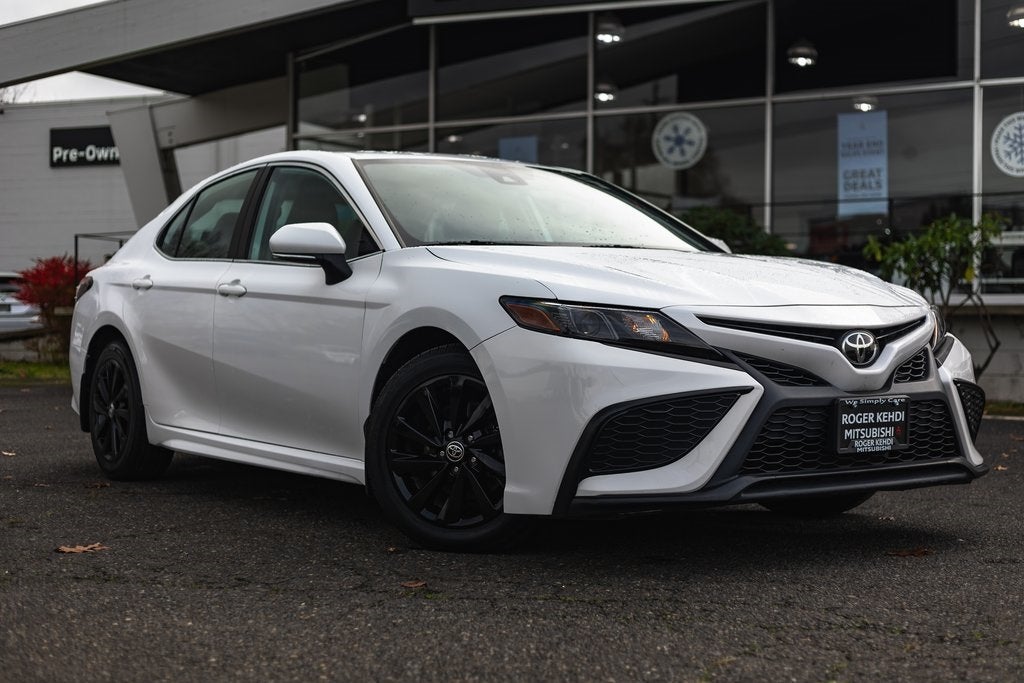 2022 Toyota Camry SE Nightshade