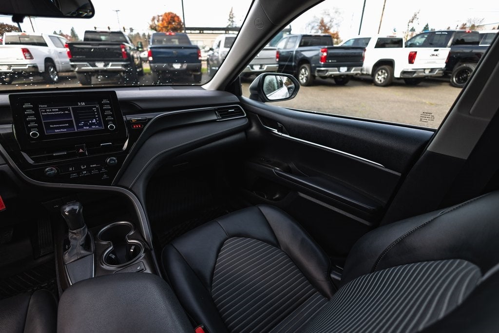 2022 Toyota Camry SE Nightshade