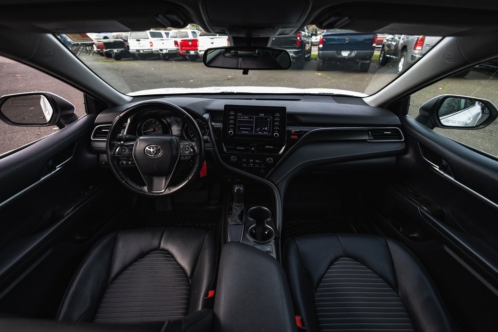 2022 Toyota Camry SE Nightshade