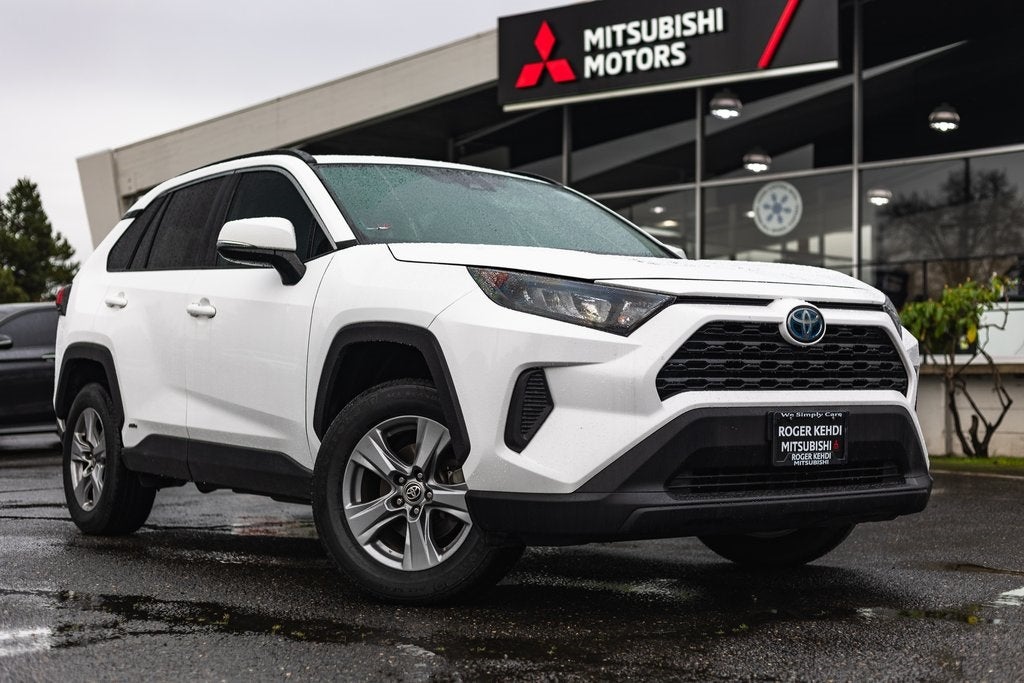 2022 Toyota RAV4 Hybrid LE