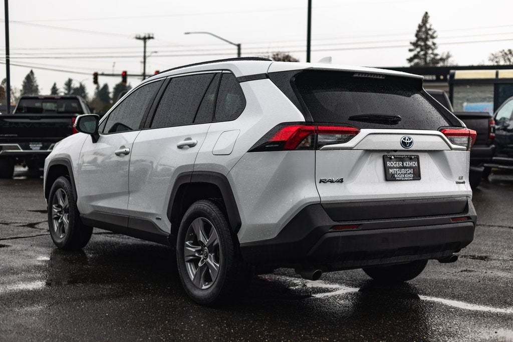 2022 Toyota RAV4 Hybrid LE