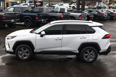 2022 Toyota RAV4 Hybrid LE