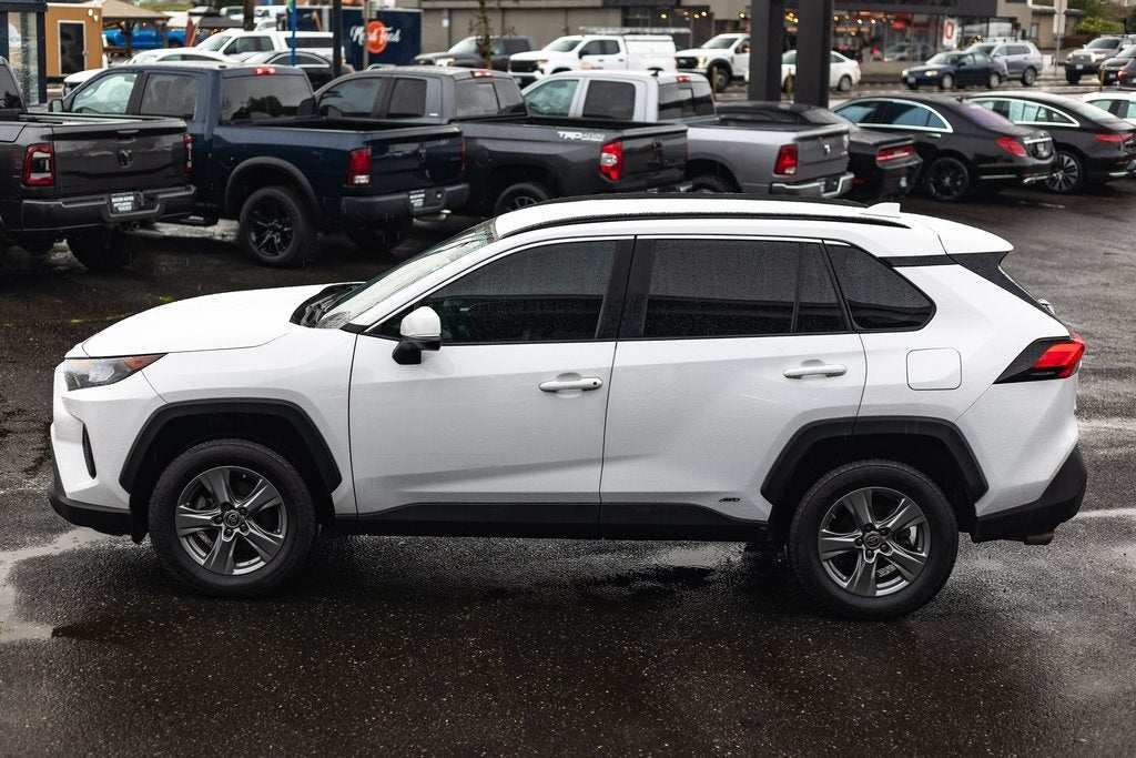 2022 Toyota RAV4 Hybrid LE