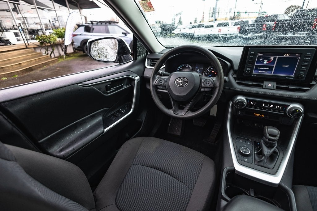 2022 Toyota RAV4 Hybrid LE