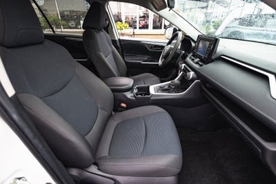 2022 Toyota RAV4 Hybrid LE