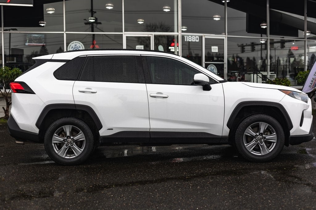 2022 Toyota RAV4 Hybrid LE