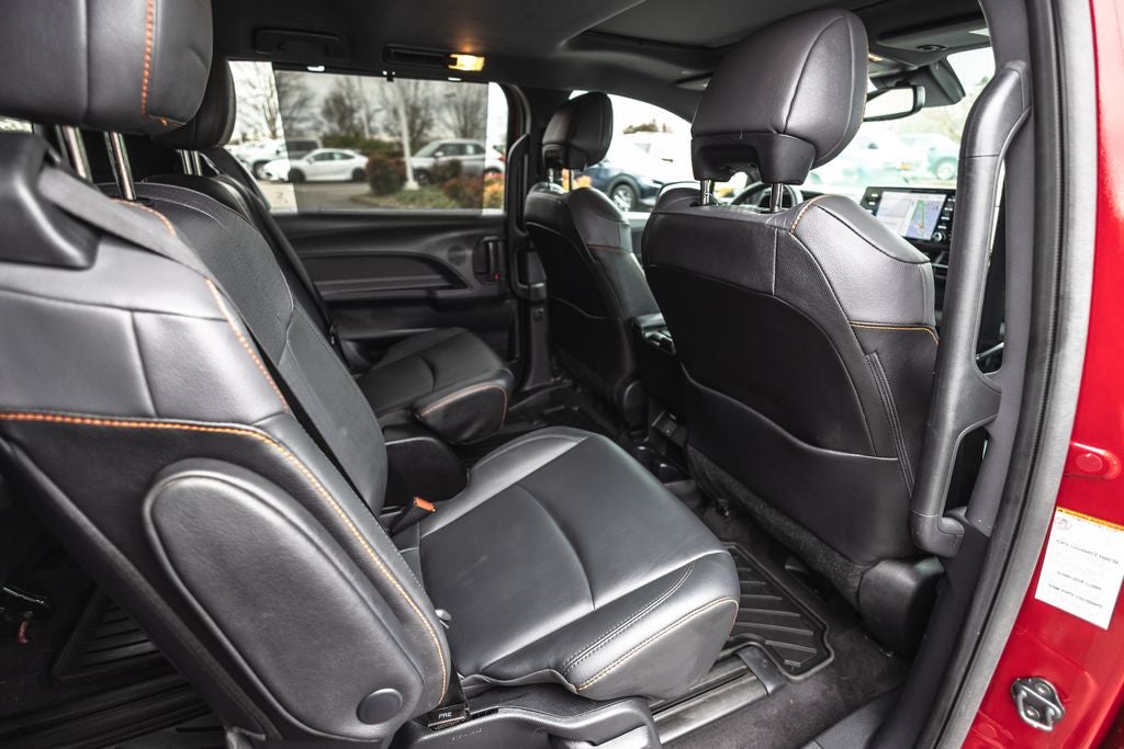 2022 Toyota Sienna XSE 7 Passenger