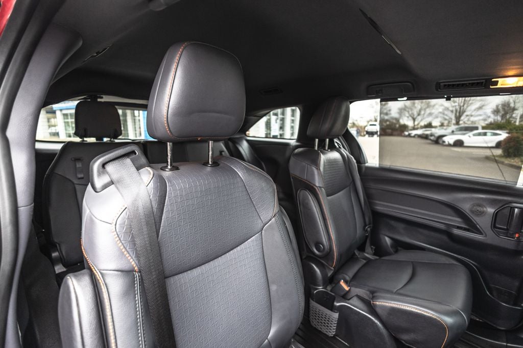 2022 Toyota Sienna XSE 7 Passenger