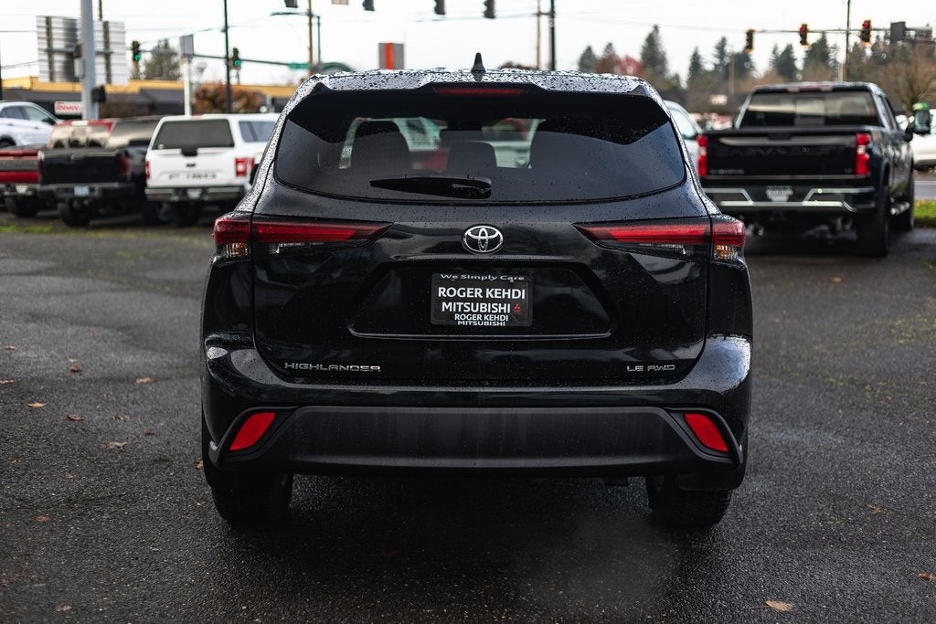 2024 Toyota Highlander LE