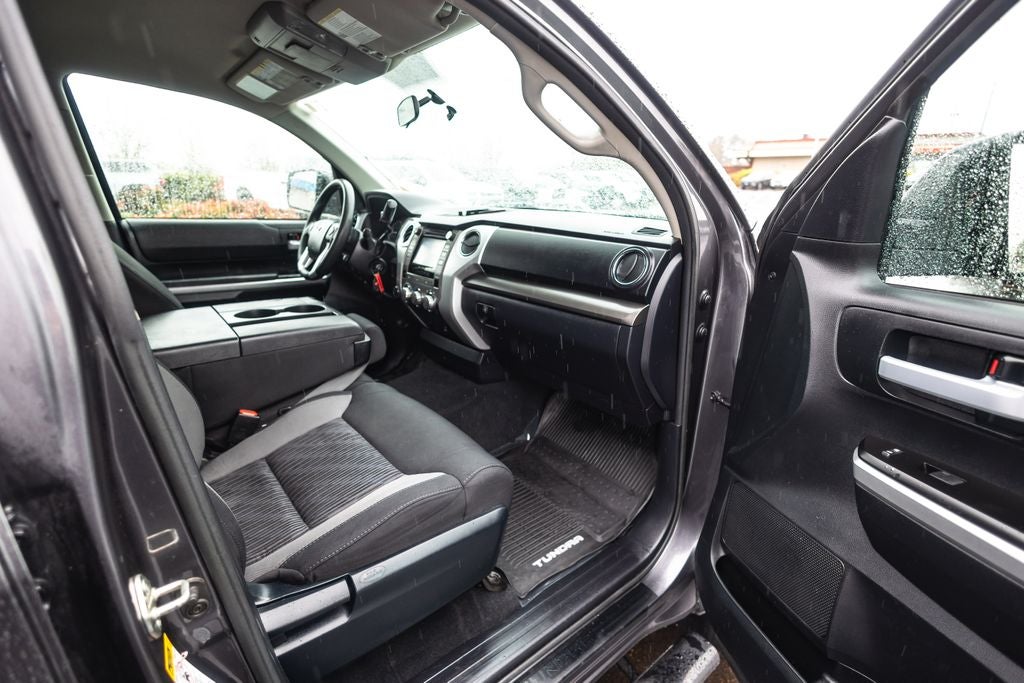 2017 Toyota Tundra SR5 4.6L V8