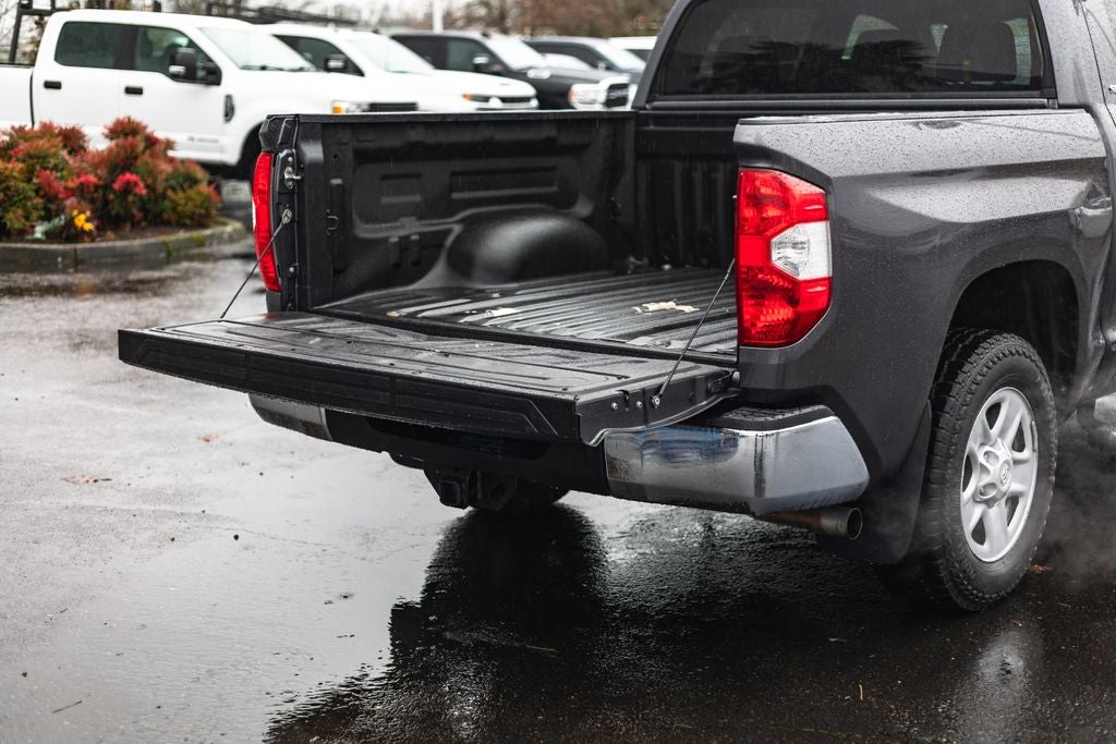 2017 Toyota Tundra SR5 4.6L V8