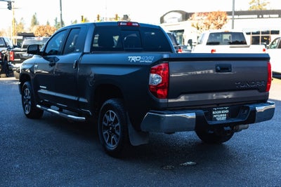 2017 Toyota Tundra SR5