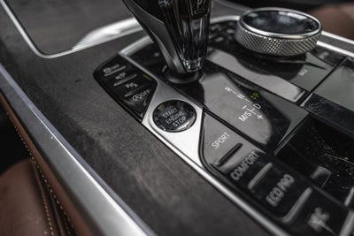 2022 BMW X5 M50i