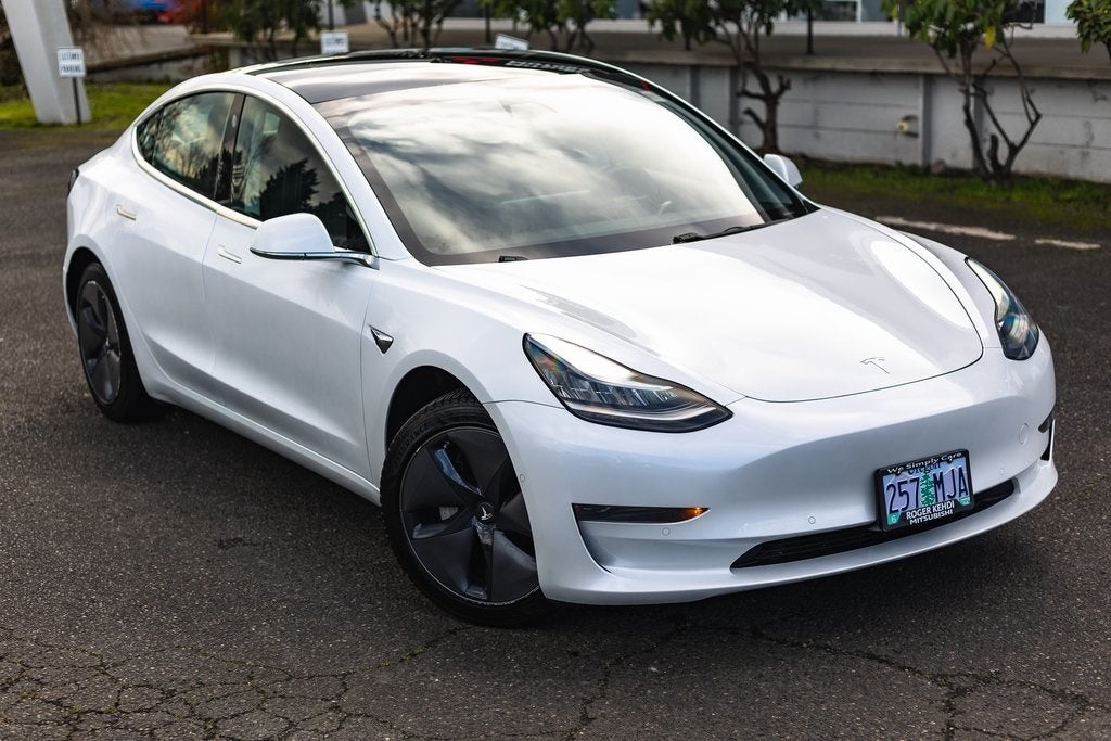 2020 Tesla Model 3 Standard Range Plus