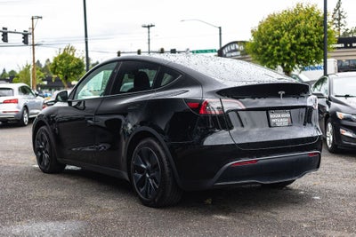 2025 Tesla Model Y Long Range