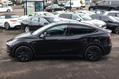 2025 Tesla Model Y Long Range