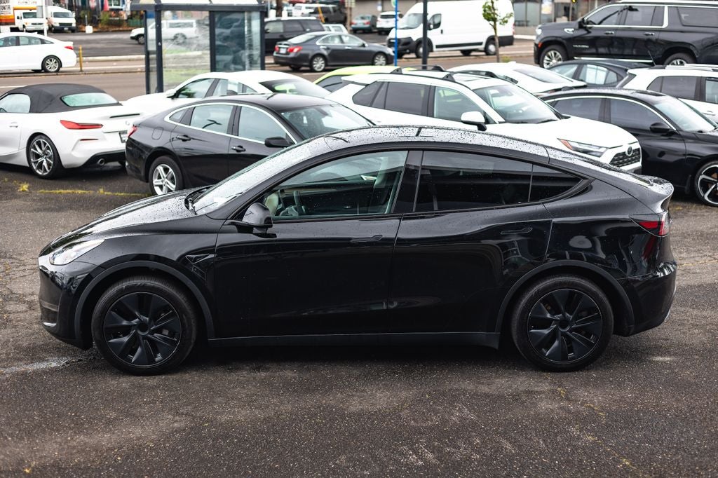 2025 Tesla Model Y Long Range