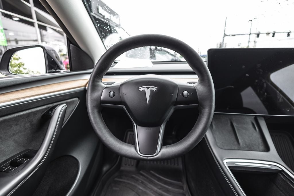 2025 Tesla Model Y Long Range