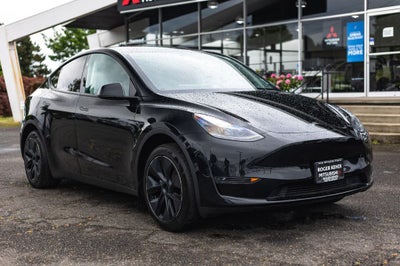 2025 Tesla Model Y Long Range