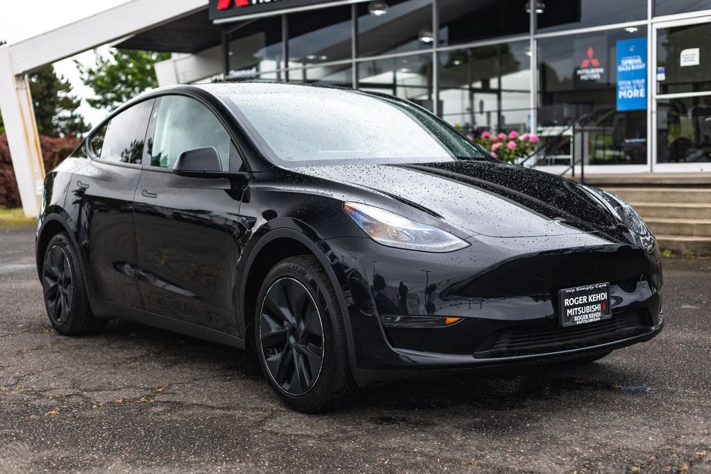 2025 Tesla Model Y Long Range