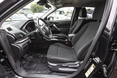 2025 Mitsubishi Eclipse Cross LE