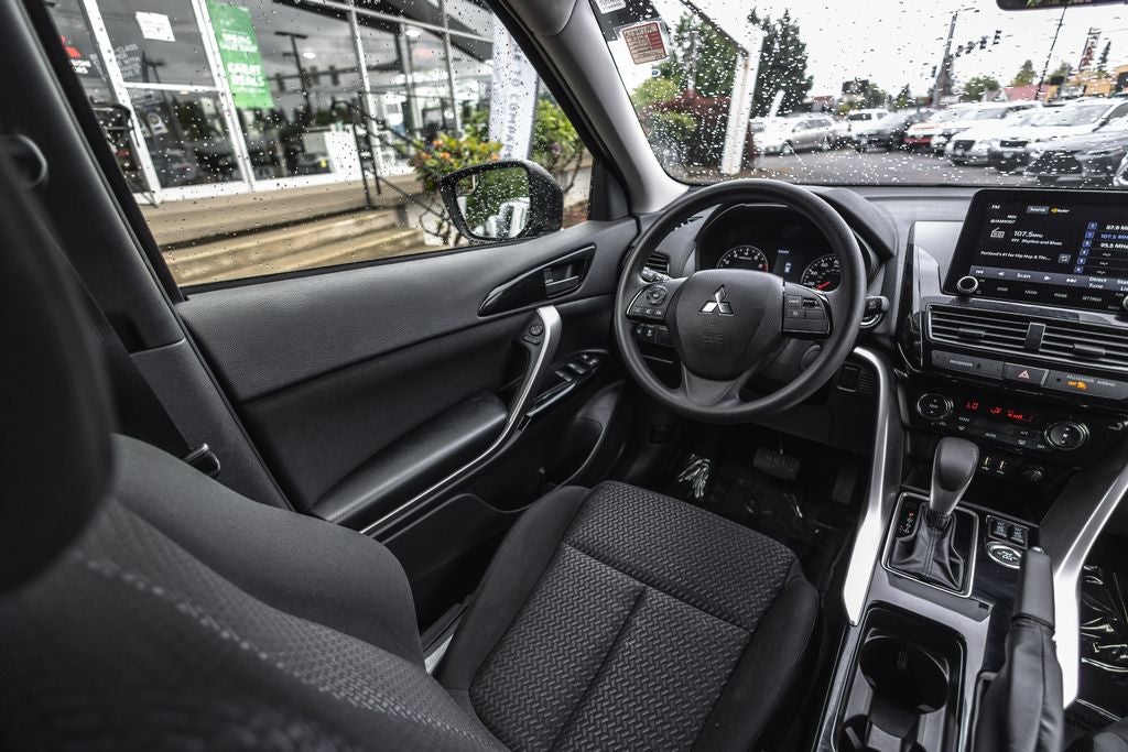 2025 Mitsubishi Eclipse Cross LE