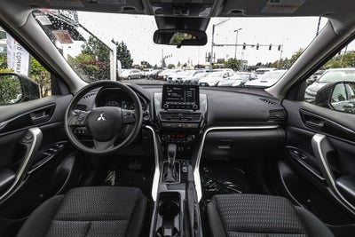 2025 Mitsubishi Eclipse Cross LE