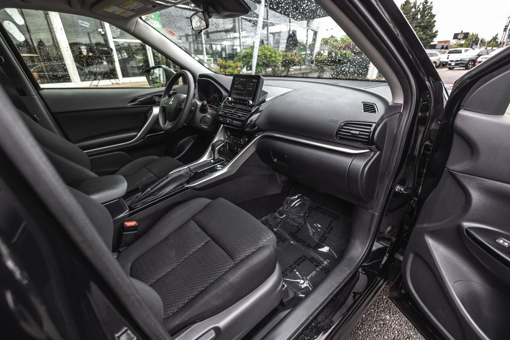 2025 Mitsubishi Eclipse Cross LE