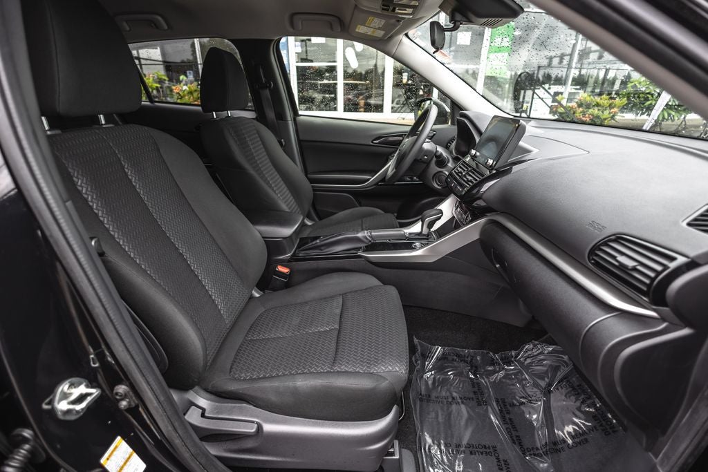2025 Mitsubishi Eclipse Cross LE