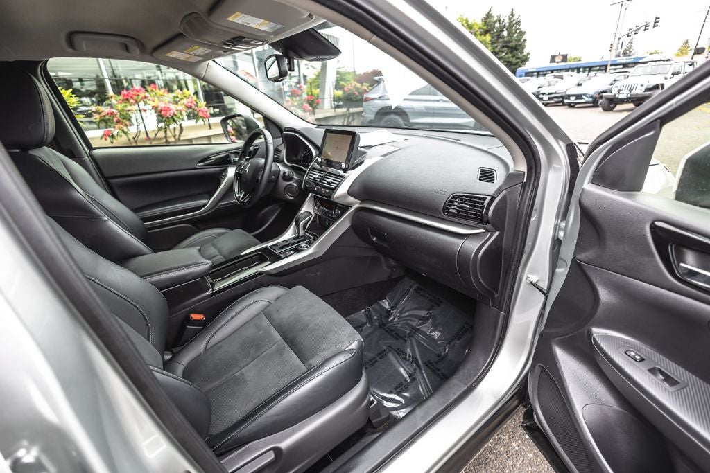 2025 Mitsubishi Eclipse Cross SE