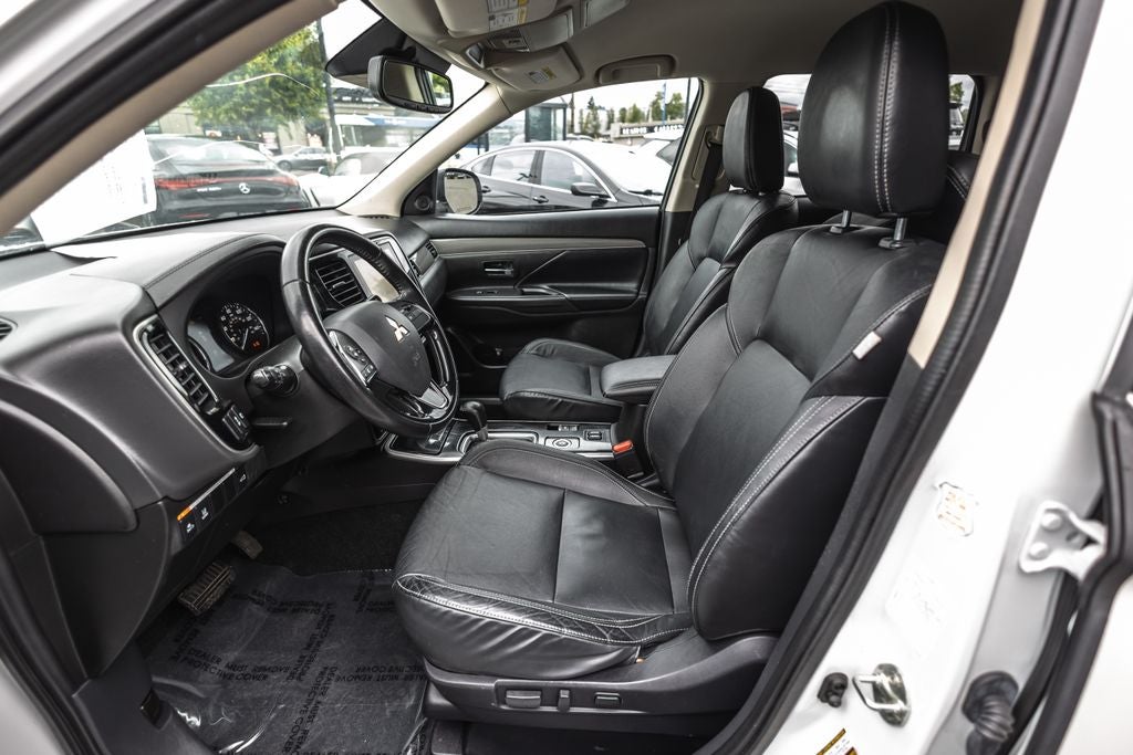 2020 Mitsubishi Outlander SEL