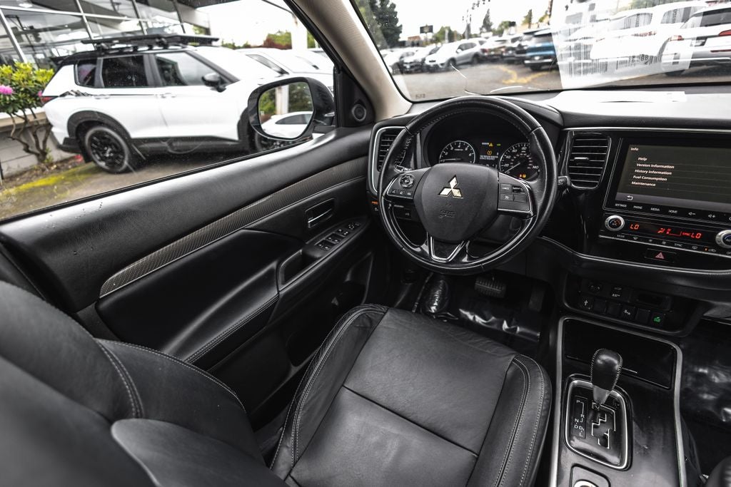2020 Mitsubishi Outlander SEL