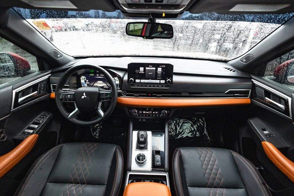 2024 Mitsubishi Outlander SEL