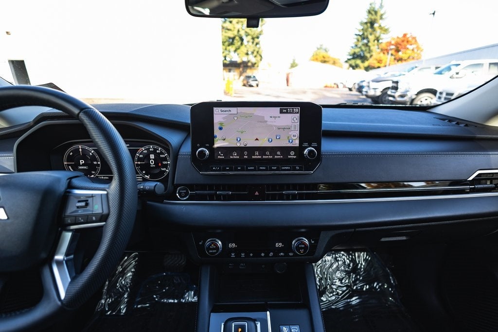 2023 Mitsubishi Outlander PHEV SE