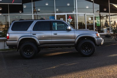 2002 Toyota 4Runner SR5