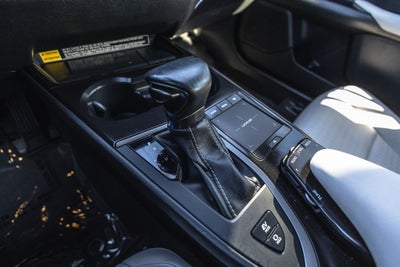 2022 Lexus UX 250h Base