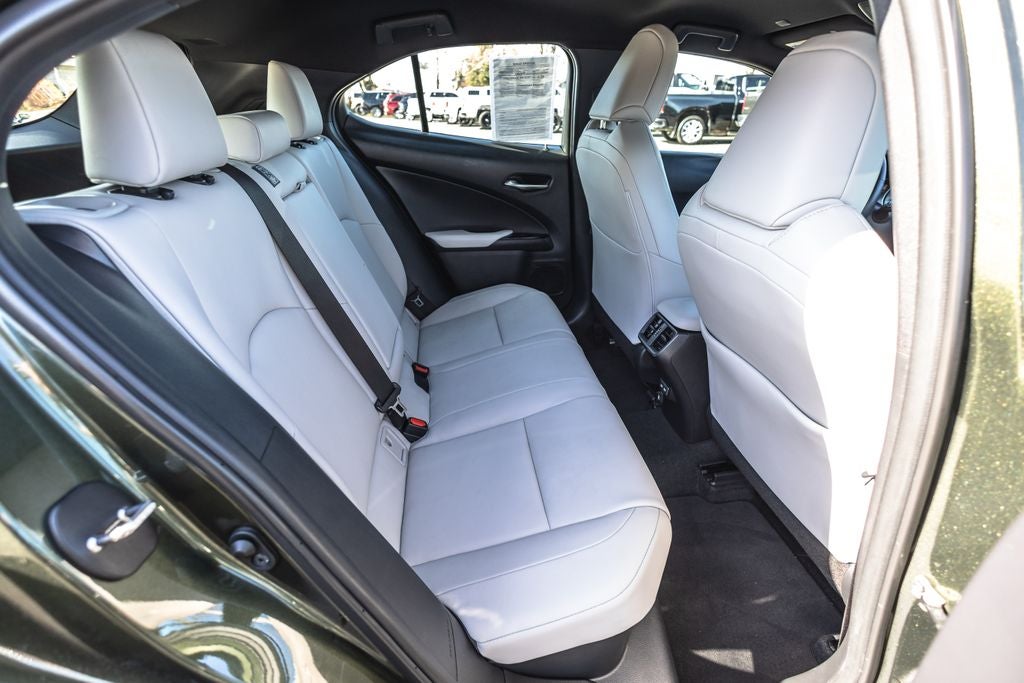 2022 Lexus UX 250h Base