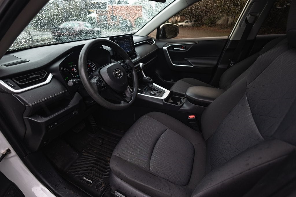 2020 Toyota RAV4 Hybrid XLE