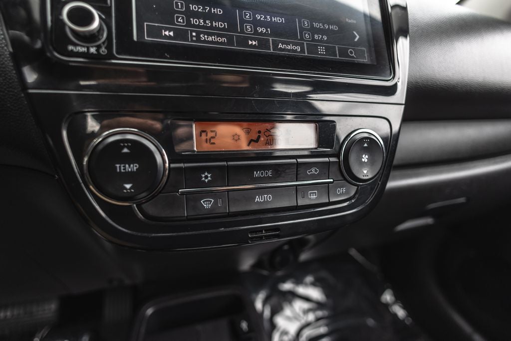 2024 Mitsubishi Mirage ES